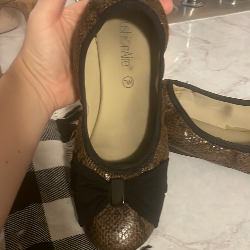 Slip ons - Picture 2 of 3